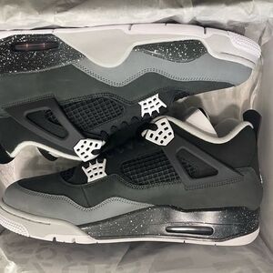 Jordan Athletic Shoes in Black and Gray